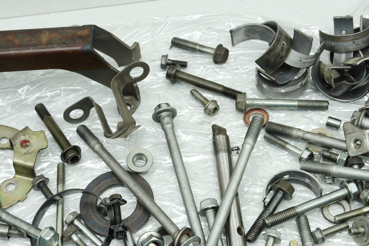 HONDA CBR 1000 SC24 Screws Small Parts for Engine Cylinder Engine Cover