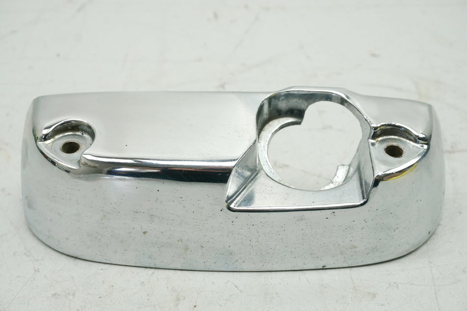 SUZUKI VS 750 VR51A INTRUDER Tapa culata derecha delantera Cubierta embellecedor