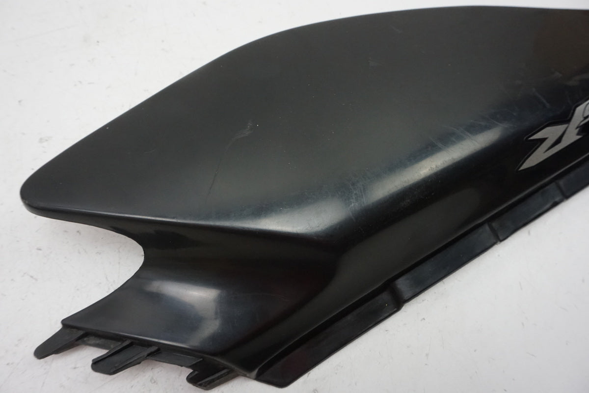 YAMAHA DT 125 R RE Carenado trasero izquierdo Tapa lateral 1D0-F1711-10