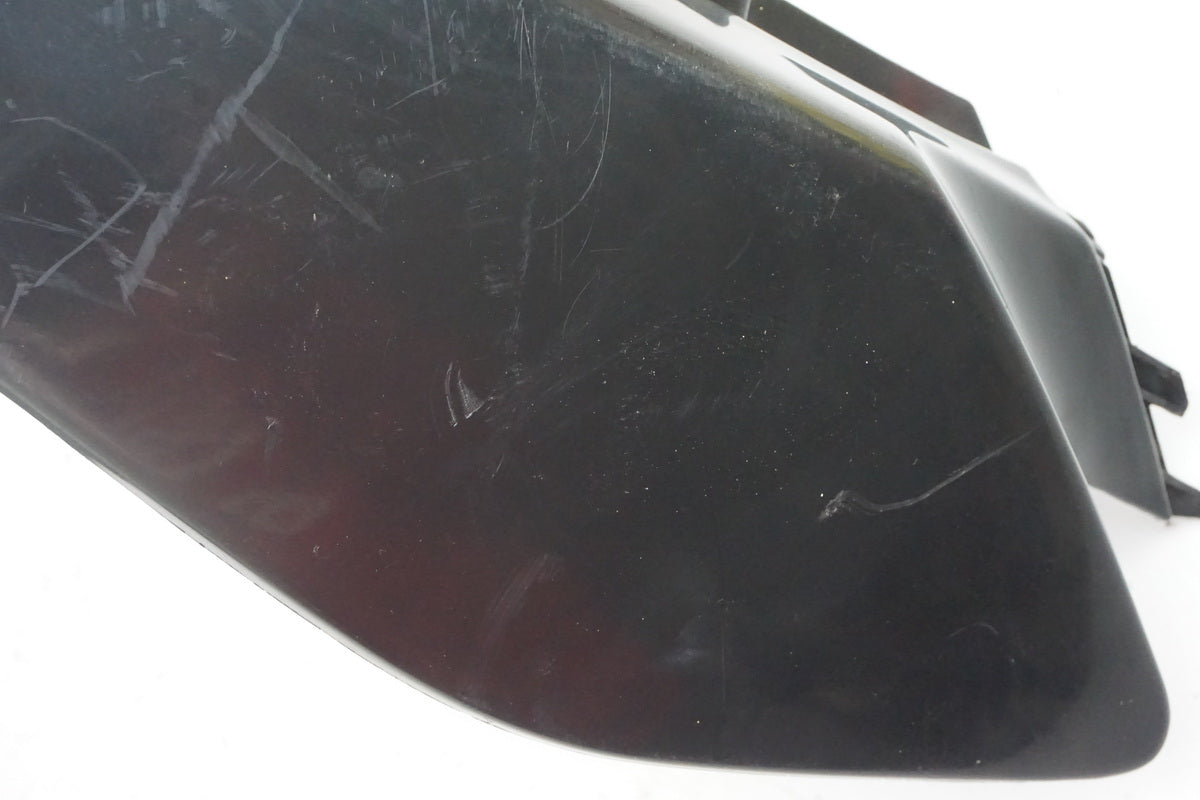 YAMAHA DT 125 R RE Carenado trasero izquierdo Tapa lateral 1D0-F1711-10