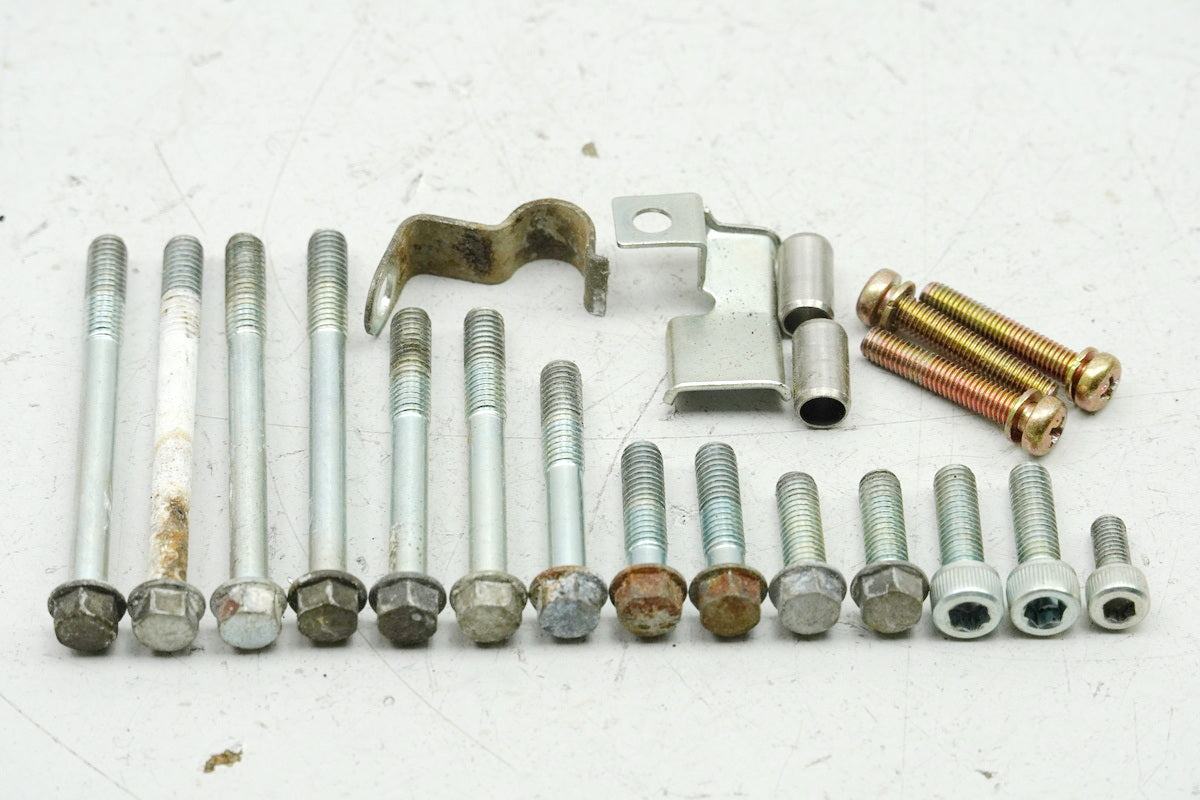 HONDA CA125 JC26 REBEL Tornillos tapa de culata estator tapa de motor Tornillos 9380 km
