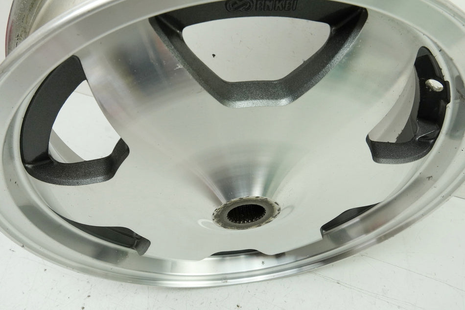 SUZUKI AN 400 WVAU BURGMAN Llanta trasera Rueda trasera Llanta trasera sin accidente K1 K2