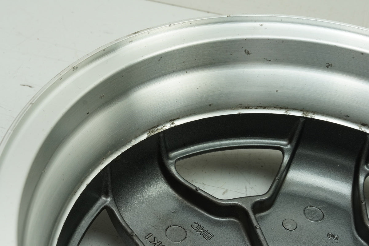 SUZUKI AN 400 WVAU BURGMAN Llanta trasera Rueda trasera Llanta trasera sin accidente K1 K2