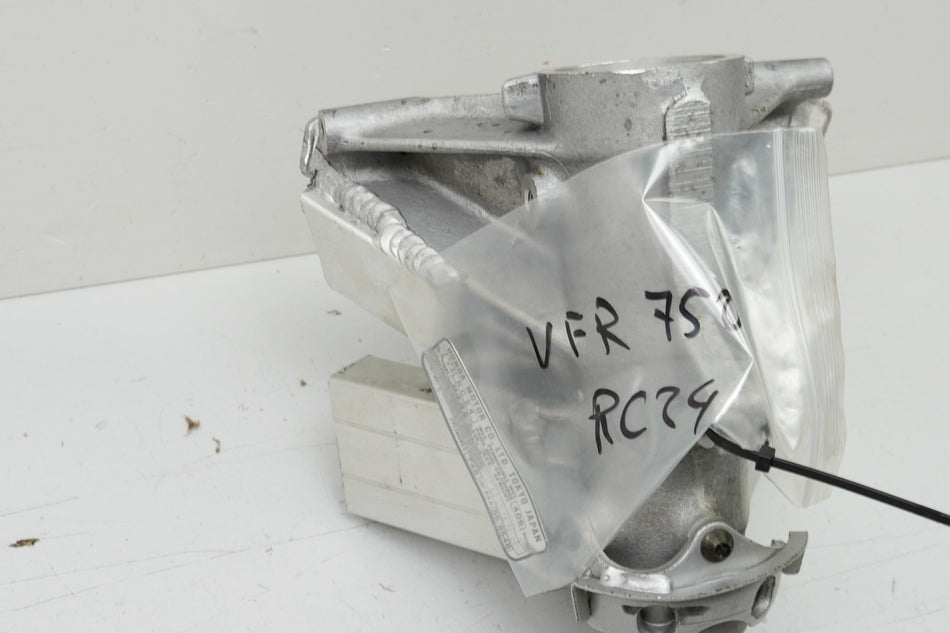 HONDA VFR 750 RC24 / 2 Rahmen & Brief Rahmenkopf Frame Dokumente Plakette