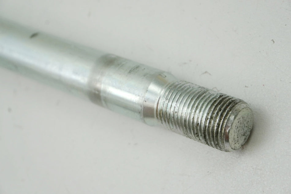 YAMAHA WR 125 X WR 125 R - Eje pasante trasero Eje de rueda - 22B-F5381-00