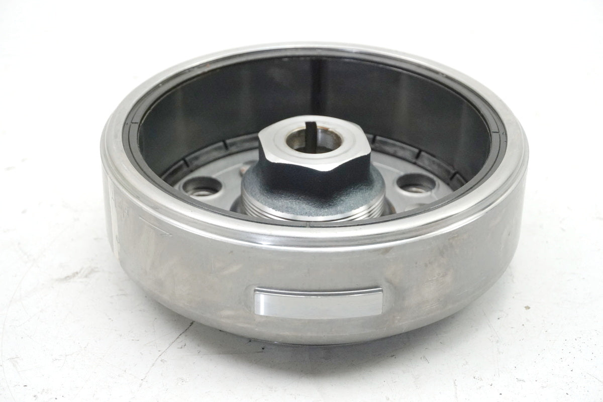 SUZUKI VS 750 VR51A INTRUDER Alternator Rotor Flywheel Stator