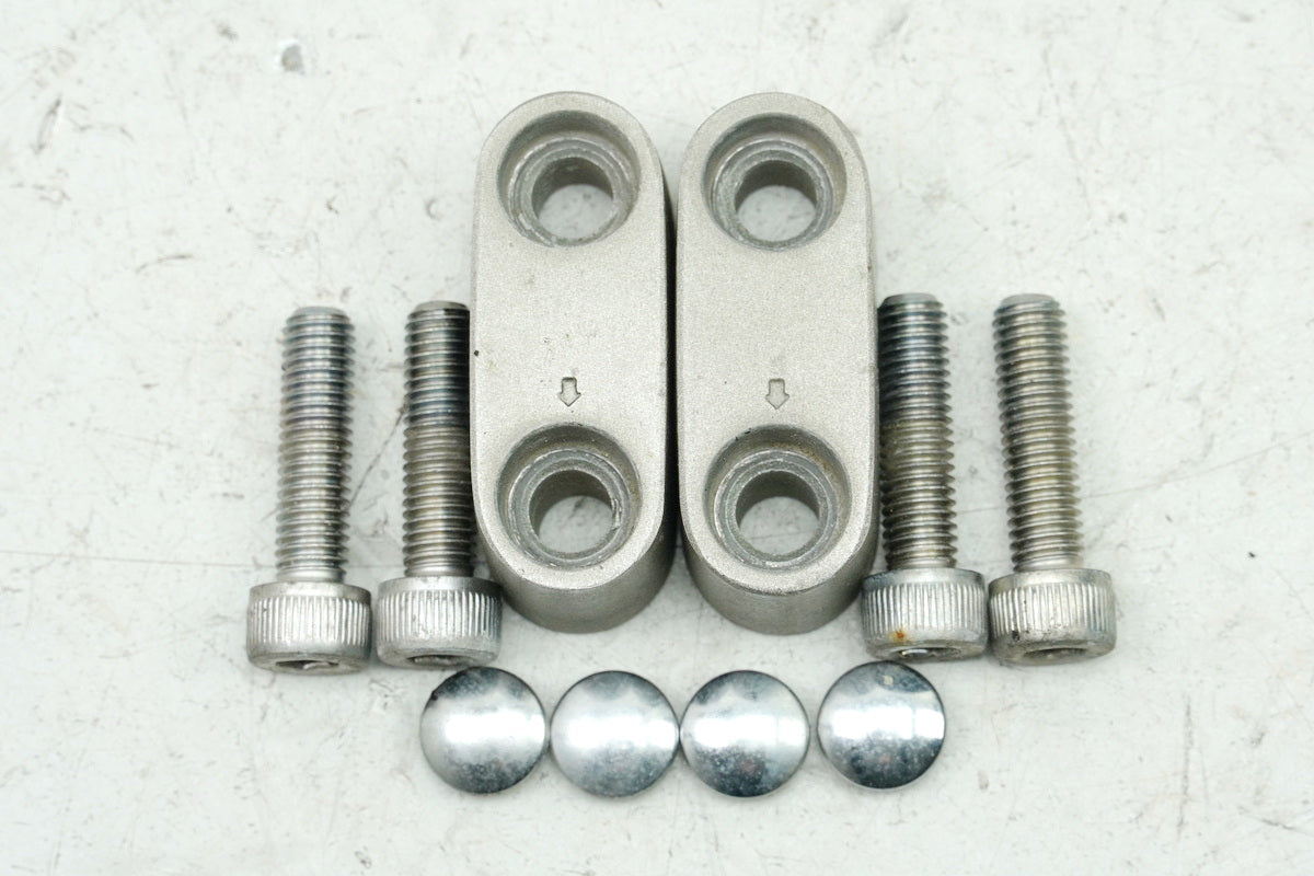 YAMAHA TDM 850 4TX Handlebar Clamp Upper Mount Handlebar Screws Cover