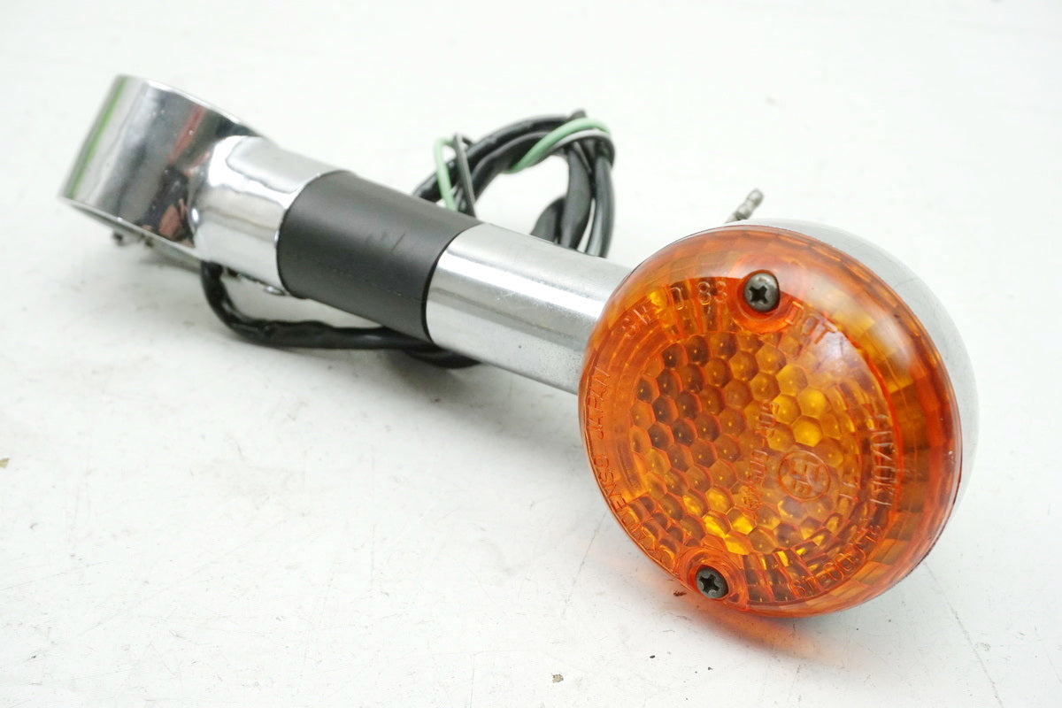 SUZUKI VS 750 VR51A INTRUDER Turn Signal Left Front