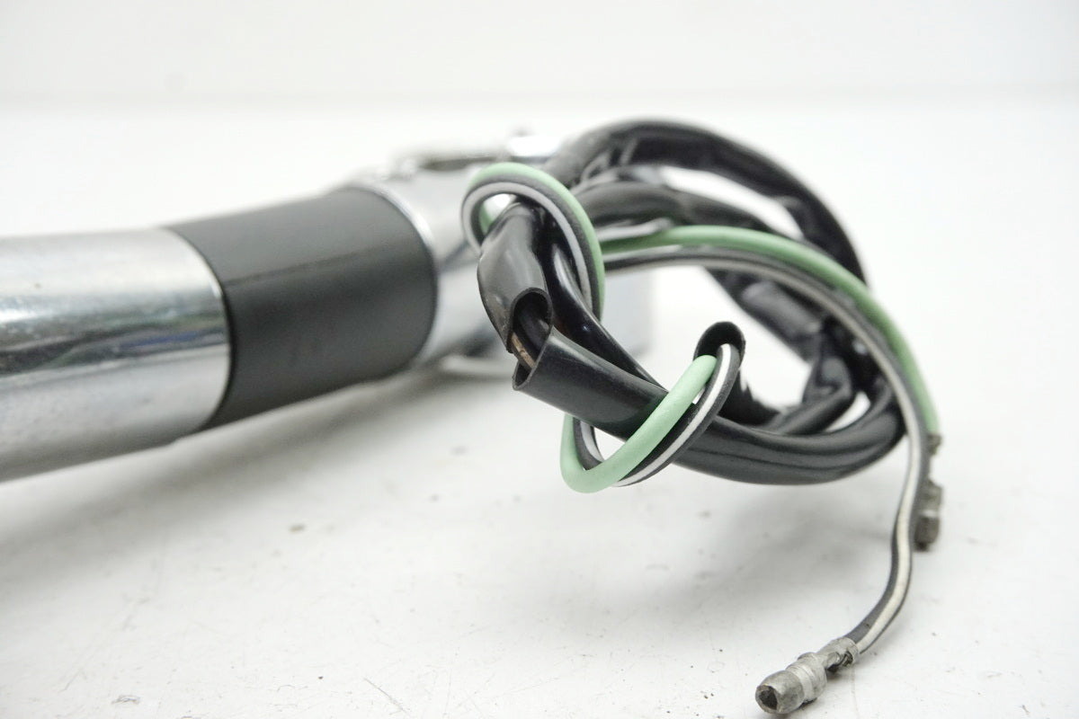 SUZUKI VS 750 VR51A INTRUDER Turn Signal Left Front