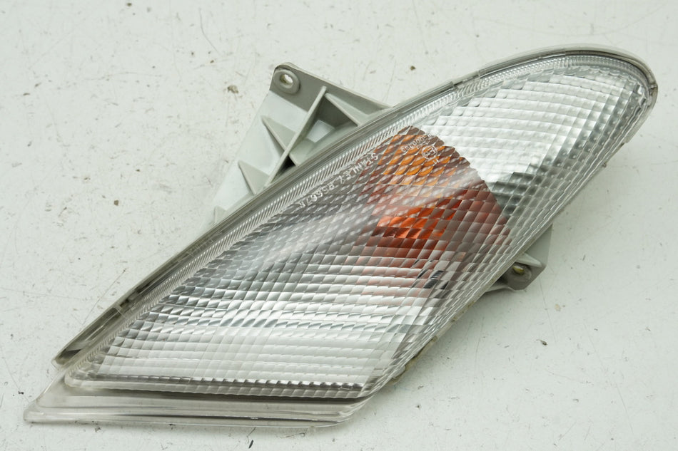 SUZUKI AN 400 WVAU BURGMAN Intermitente delantero derecho Intermitente Intermitente K1 K2