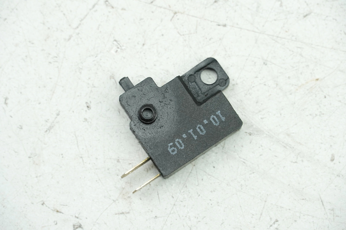KYMCO PEOPLE GT 300 i V4 Front right brake light switch (front BLS)