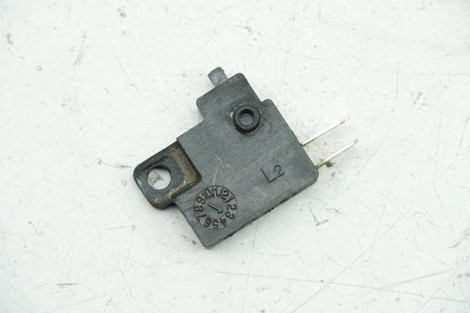 KYMCO PEOPLE GT 300 i V4 Interruptor luz freno delantero izquierdo (BLS trasero)