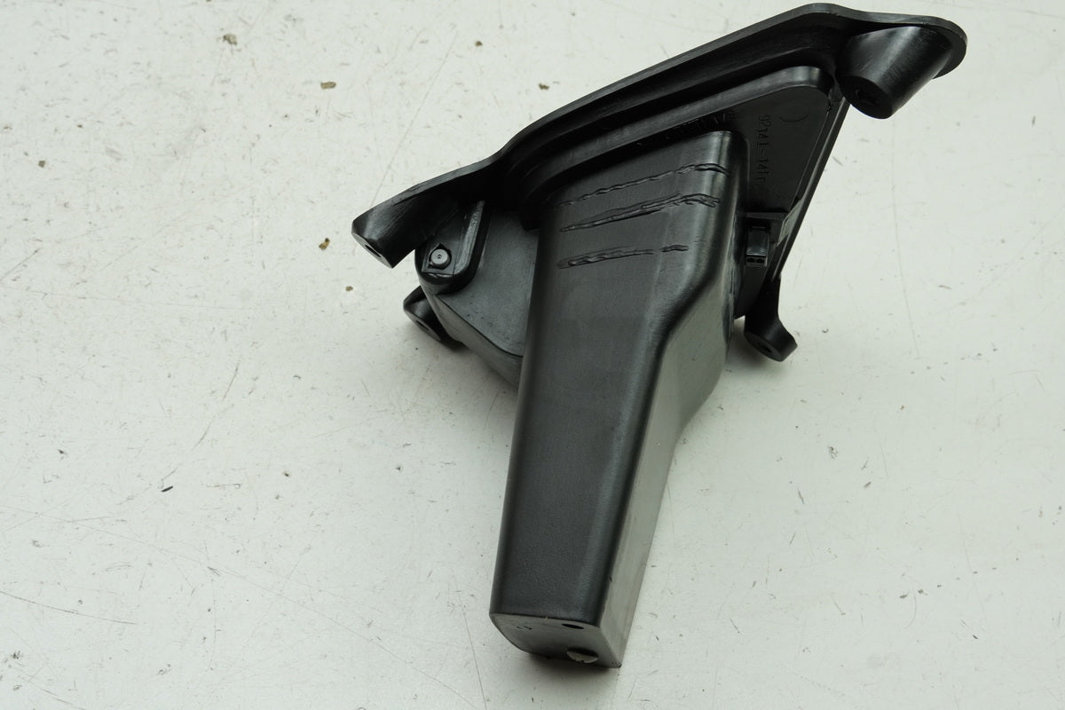SUZUKI AN 400 WVAU BURGMAN Storage Compartment Right Front Cockpit Flap Box Cover K1 K2