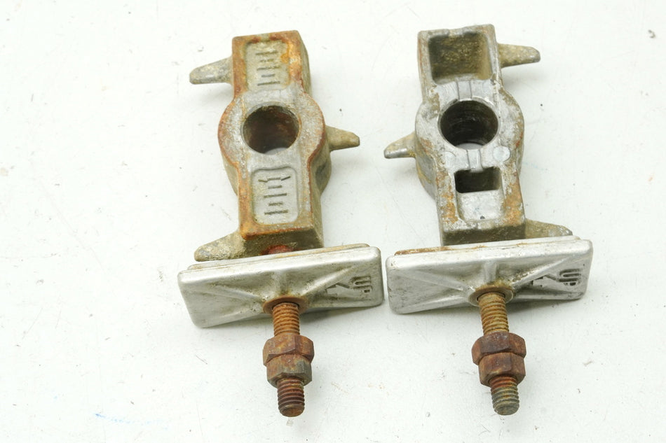 HONDA XL 600 PD06 TRANSALP Tensores de cadena izq + der (para basculante llanta rueda trasera)