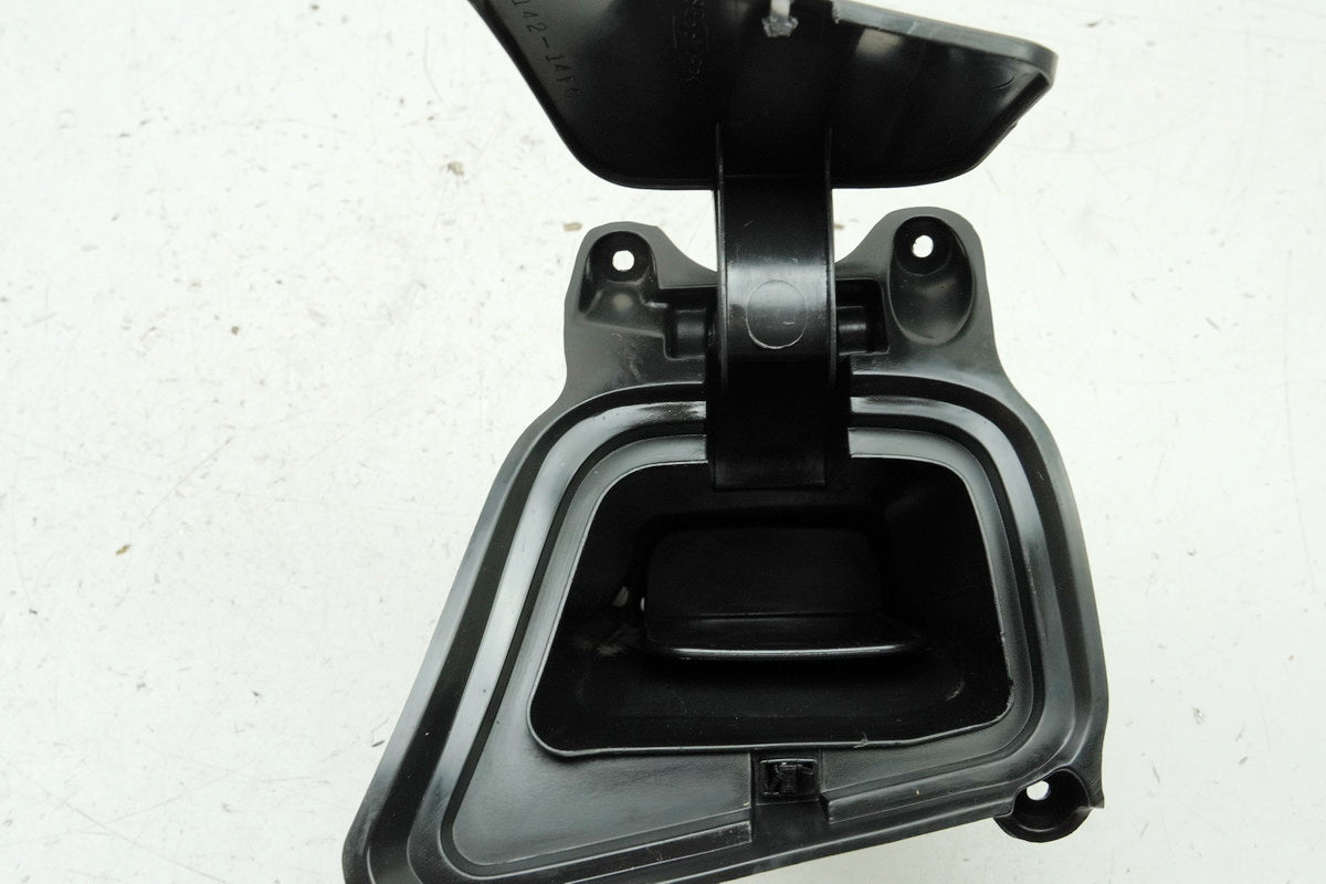 SUZUKI AN 400 WVAU BURGMAN Storage Compartment Right Front Cockpit Flap Box Cover K1 K2
