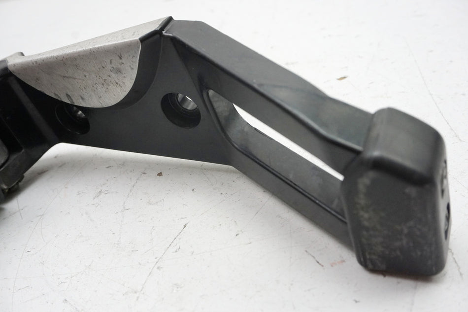 BMW R 850 R 259 Sistema de reposapiés trasero izquierdo Soporte reposapiés Placa reposapiés