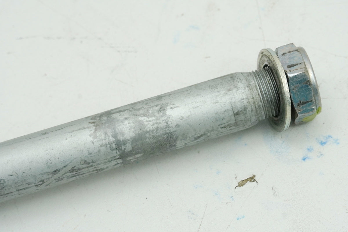 HONDA CBR 600 RR PC40 Steckachse hinten Achse Radsteckachse Mutter für Felge