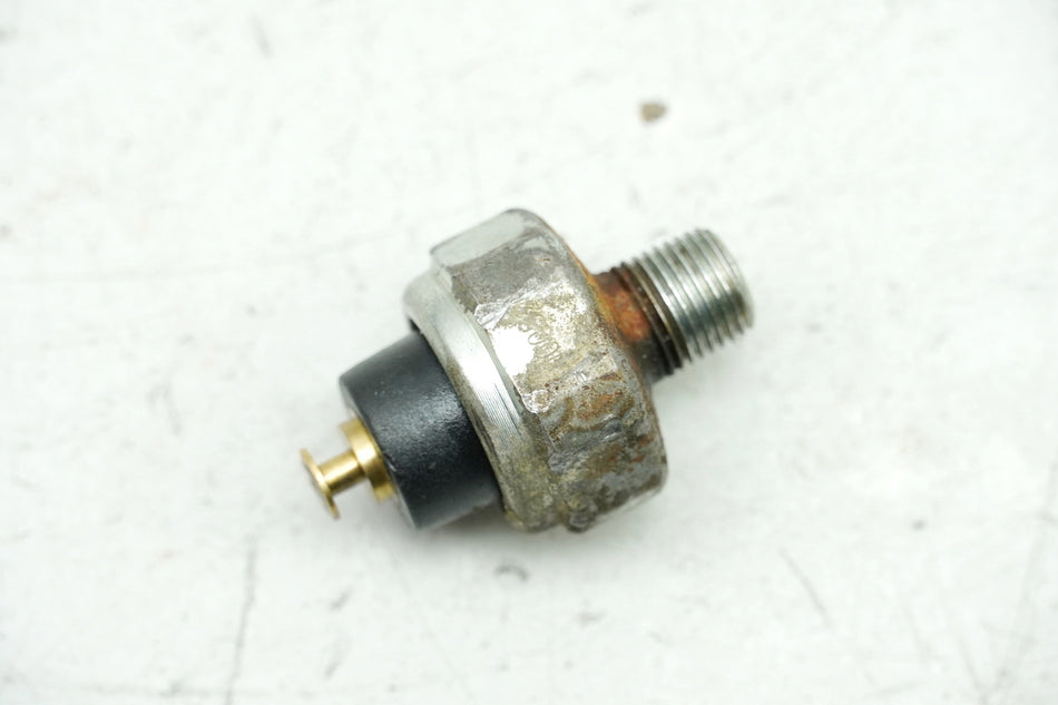 KYMCO PEOPLE GT 300 i V4 Interruptor de presión de aceite (para motor)