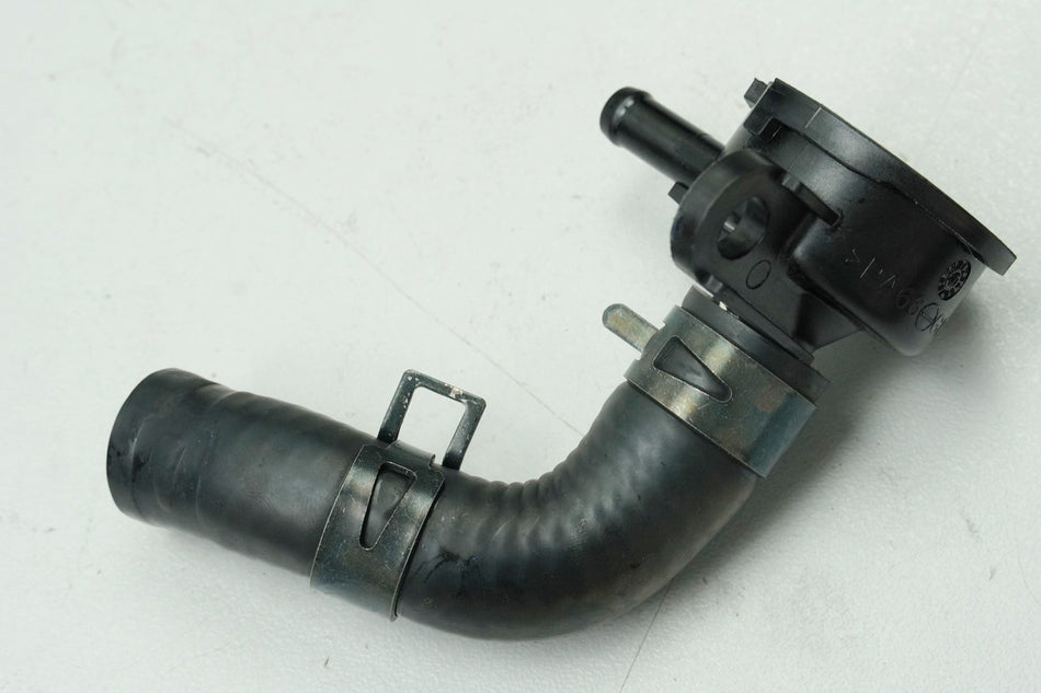 HONDA CB 125 R JC91 Einfüllstutzen Schlauch für Kühler Kühlmittel
