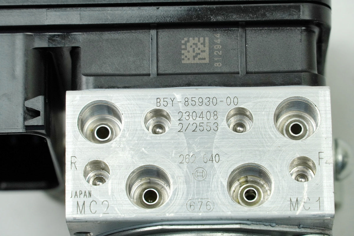 YAMAHA MTN 1000 MT-10 RN78 ABS Pump Pressure Modulator Control Unit ONLY 4550 km