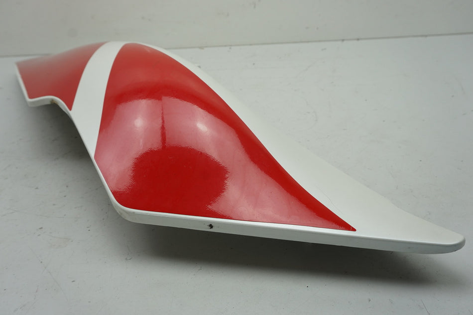 YAMAHA FZR 600 R 3HE Carenado trasero derecho Cubierta Tapa Embellecedor Carenado