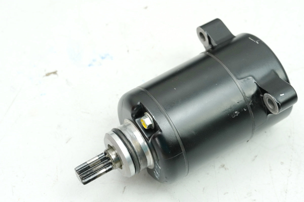 HONDA CB 125 R JC91 Starter original Starter for engine 20865 km