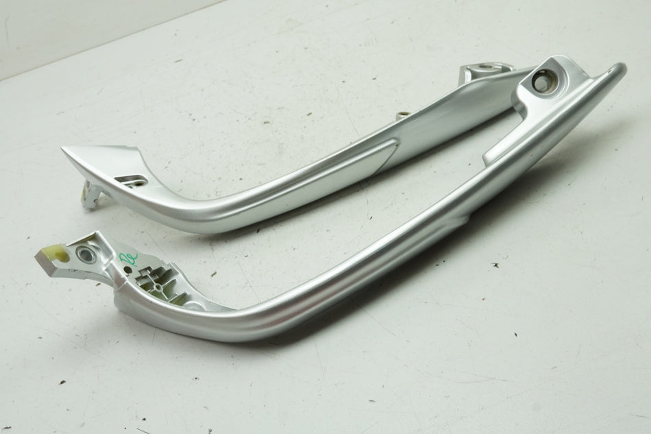 SUZUKI AN 400 WVAU BURGMAN Soziusgriff links rechts Haltegriff Griff  K1 K2