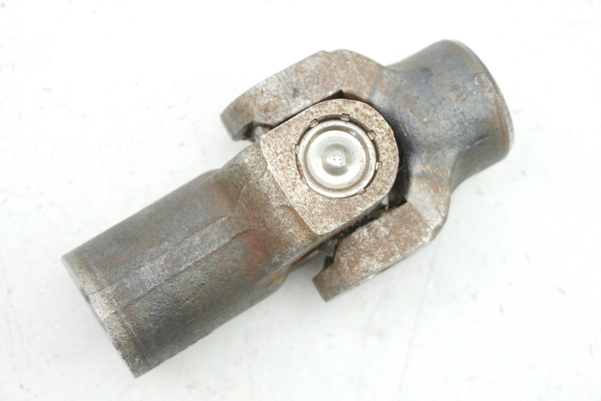 SUZUKI VS 750 VR51A INTRUDER Universal Joint Driveshaft