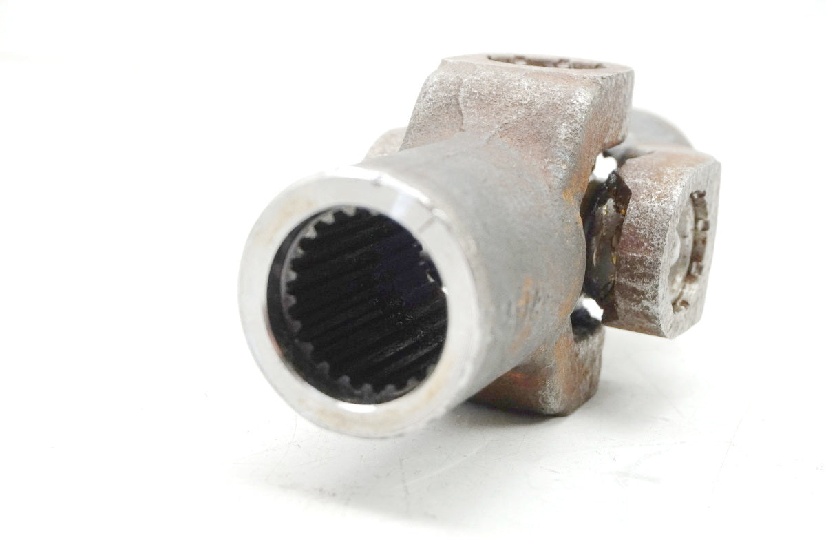 SUZUKI VS 750 VR51A INTRUDER Universal Joint Driveshaft