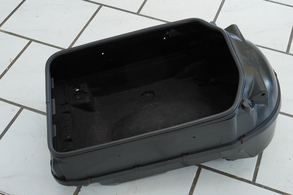 SUZUKI AN 400 WVAU BURGMAN Helmet Compartment Helmet Box Storage Compartment Tray Cover K1 K2
