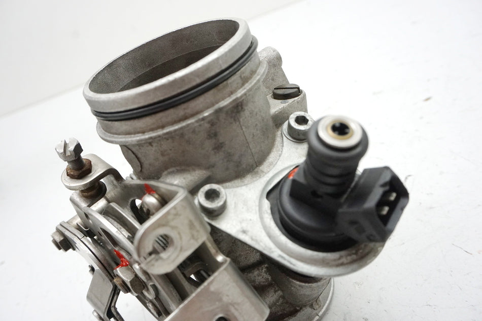BMW R 850 R 259 injection system left throttle body injector