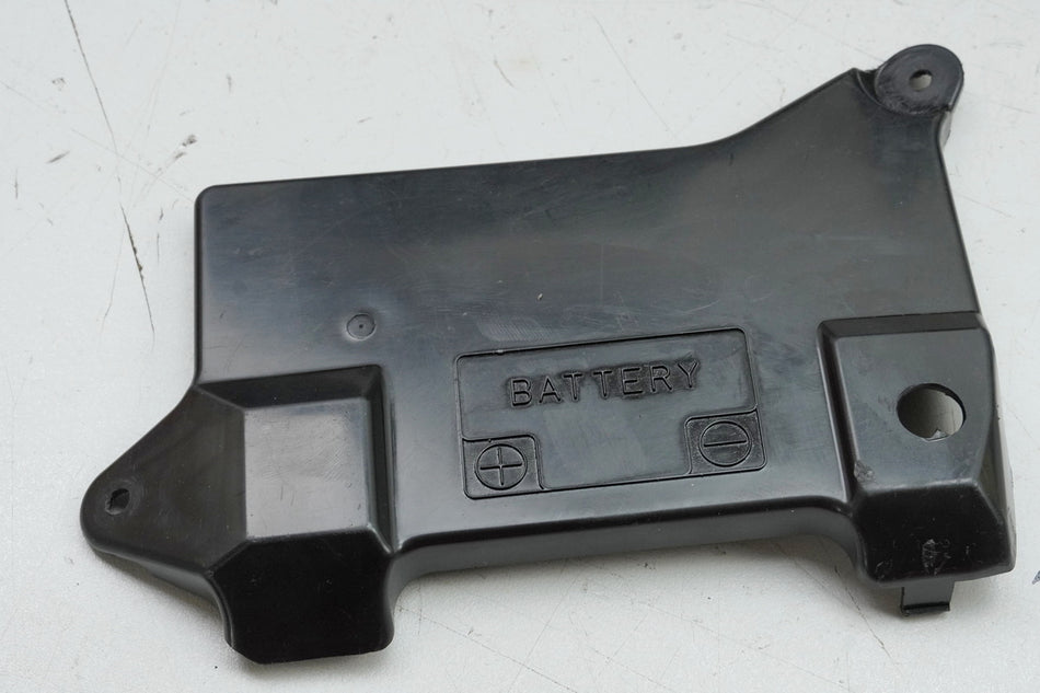 SUZUKI AN 400 WVAU BURGMAN Tapa caja batería tapa compartimento batería K1 K2