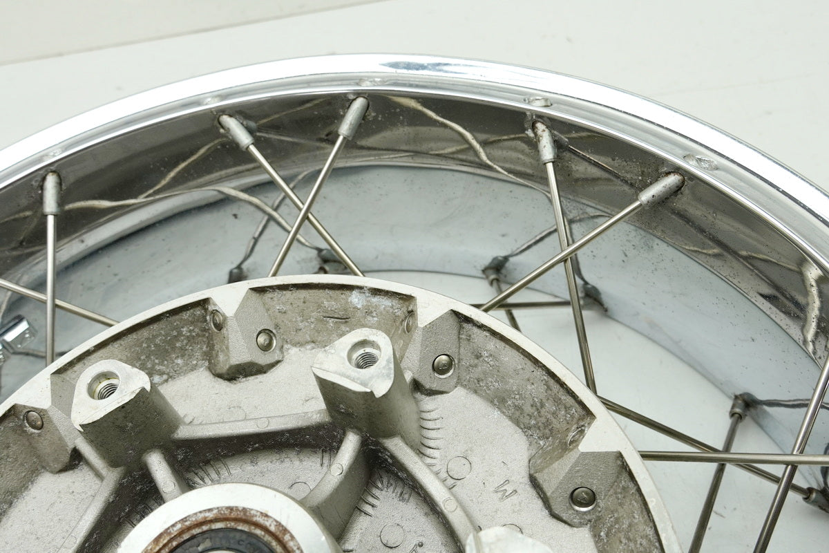 MOTO GUZZI California 1100 EV KD Llanta trasera J17x4.00 Radios de buje de rueda trasera