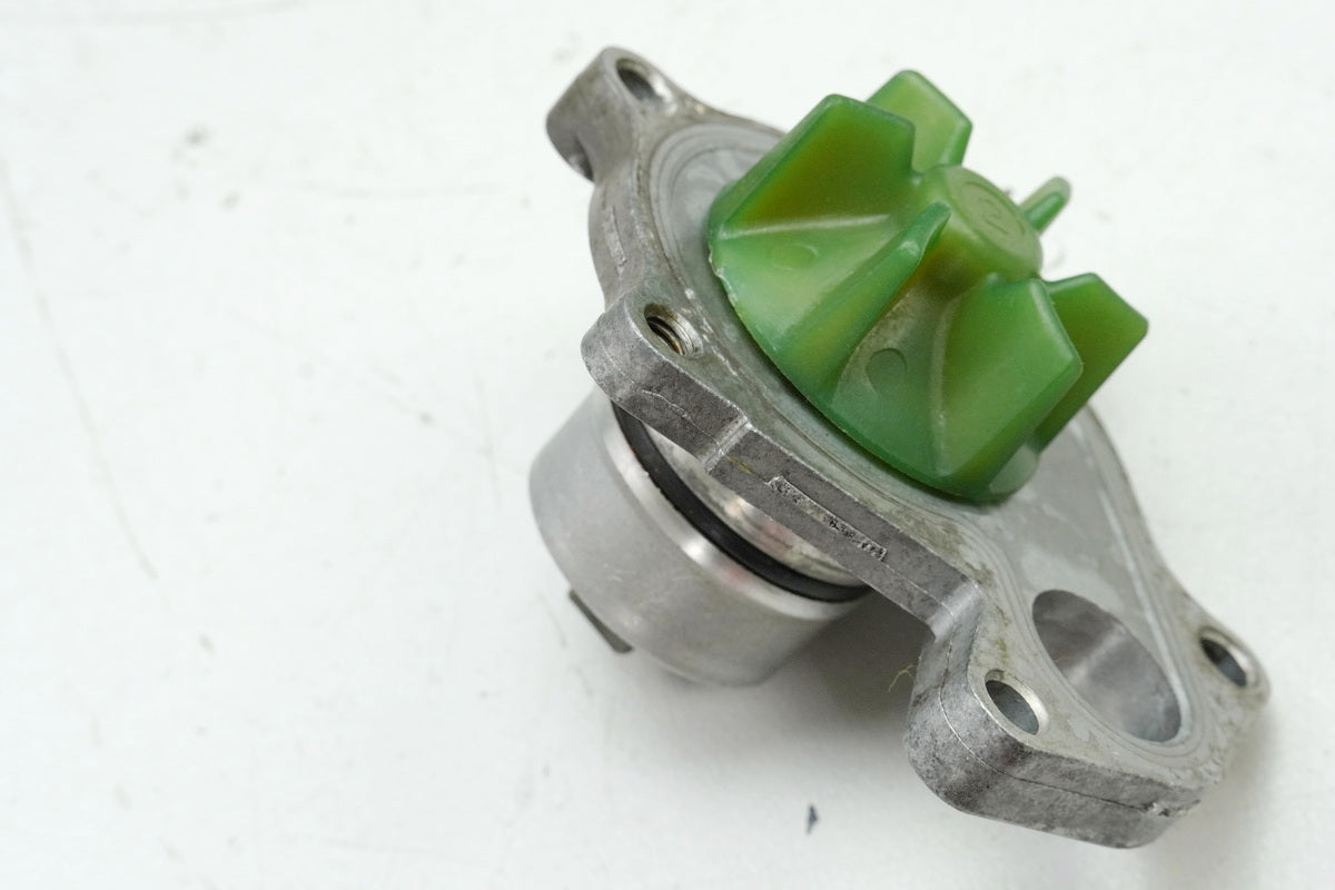 SUZUKI AN 400 WVAU BURGMAN Bomba de agua Impulsor Tapa del motor Bomba de agua K1 K2