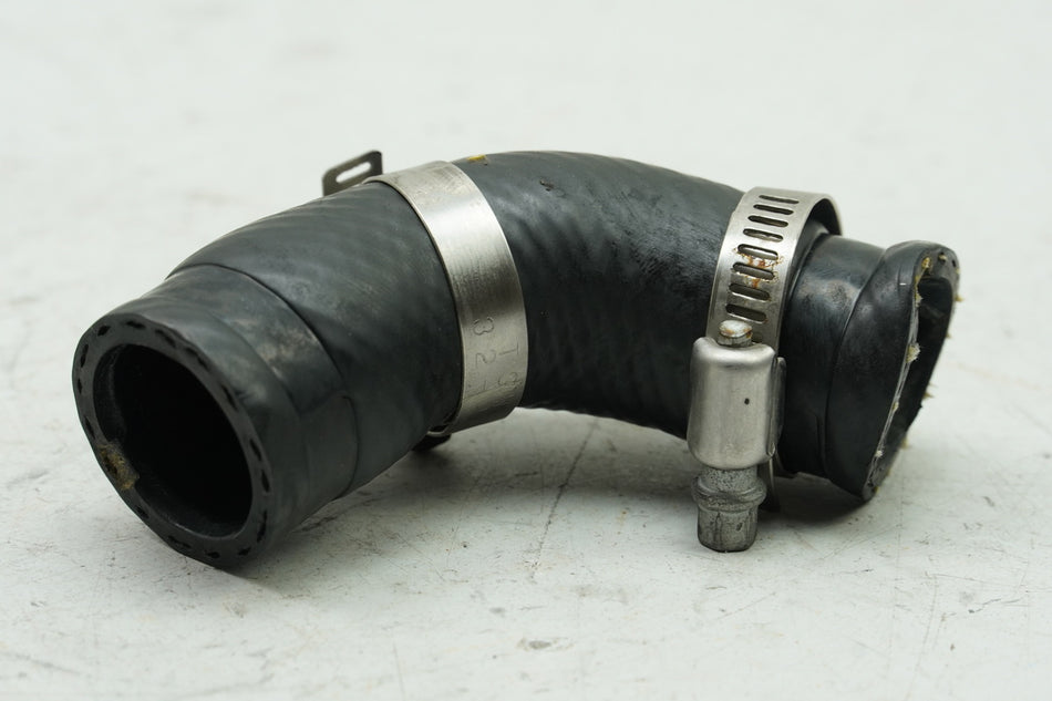 YAMAHA TDM 850 4TX Radiator Hose Thermostat ---> Cylinder Head
