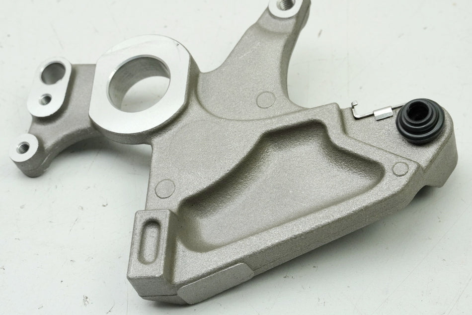 YAMAHA MTN 1000 MT-10 RN78 Anchor Plate Holder Brake Caliper Rear Carrier 4550 km