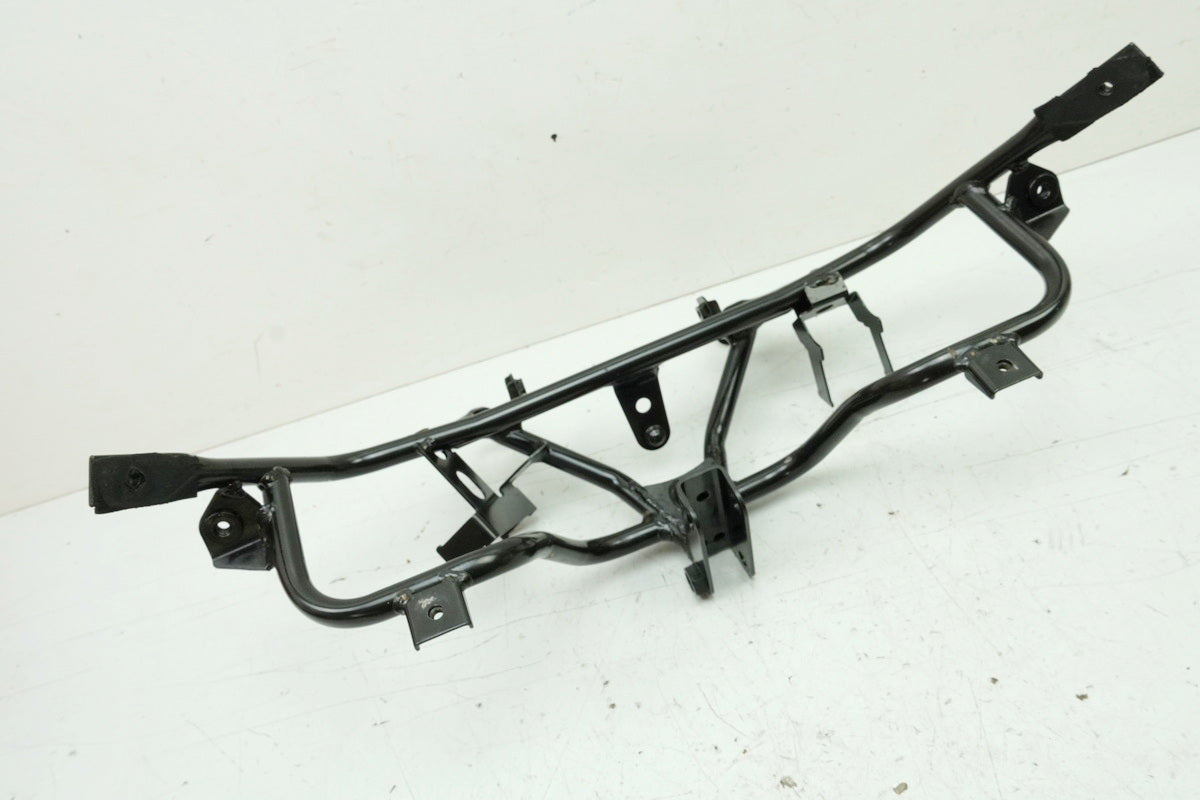 SUZUKI AN 400 WVAU BURGMAN Verkleidungshalter Träger Stütze Halter Front K1 K2