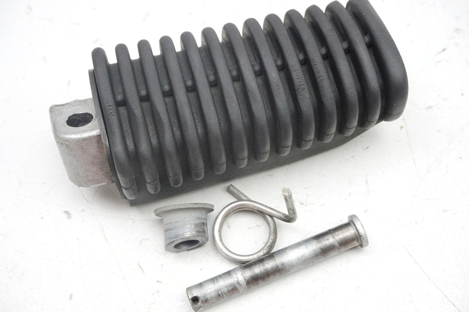 BMW R 850 R 259 Estribera Conductor derecho Footrest