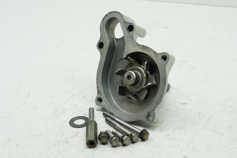 YAMAHA TDM 850 4TX Bomba de agua (para motor)