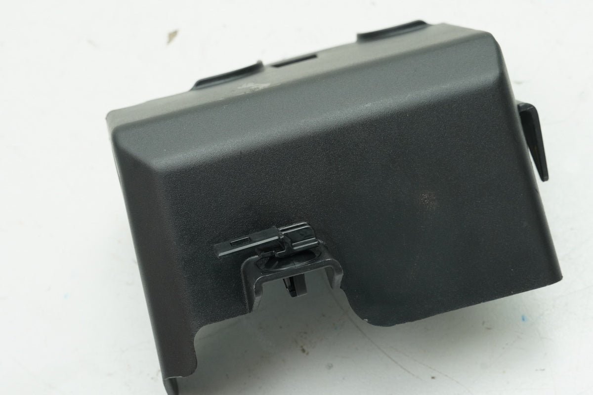 HONDA CB 125 R JC91 ABS Pump Cover Pressure Modulator Holder Lid