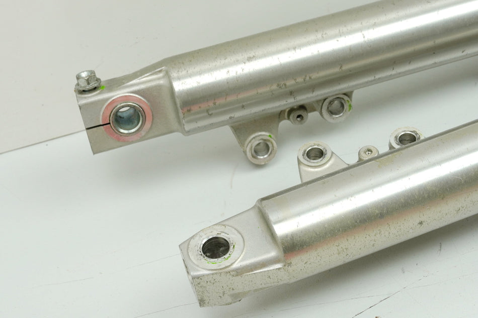 SUZUKI GSX 600 F AJ Gabelholme Paar Standrohr Tauchrohr Gabel Gleitrohr 98-02