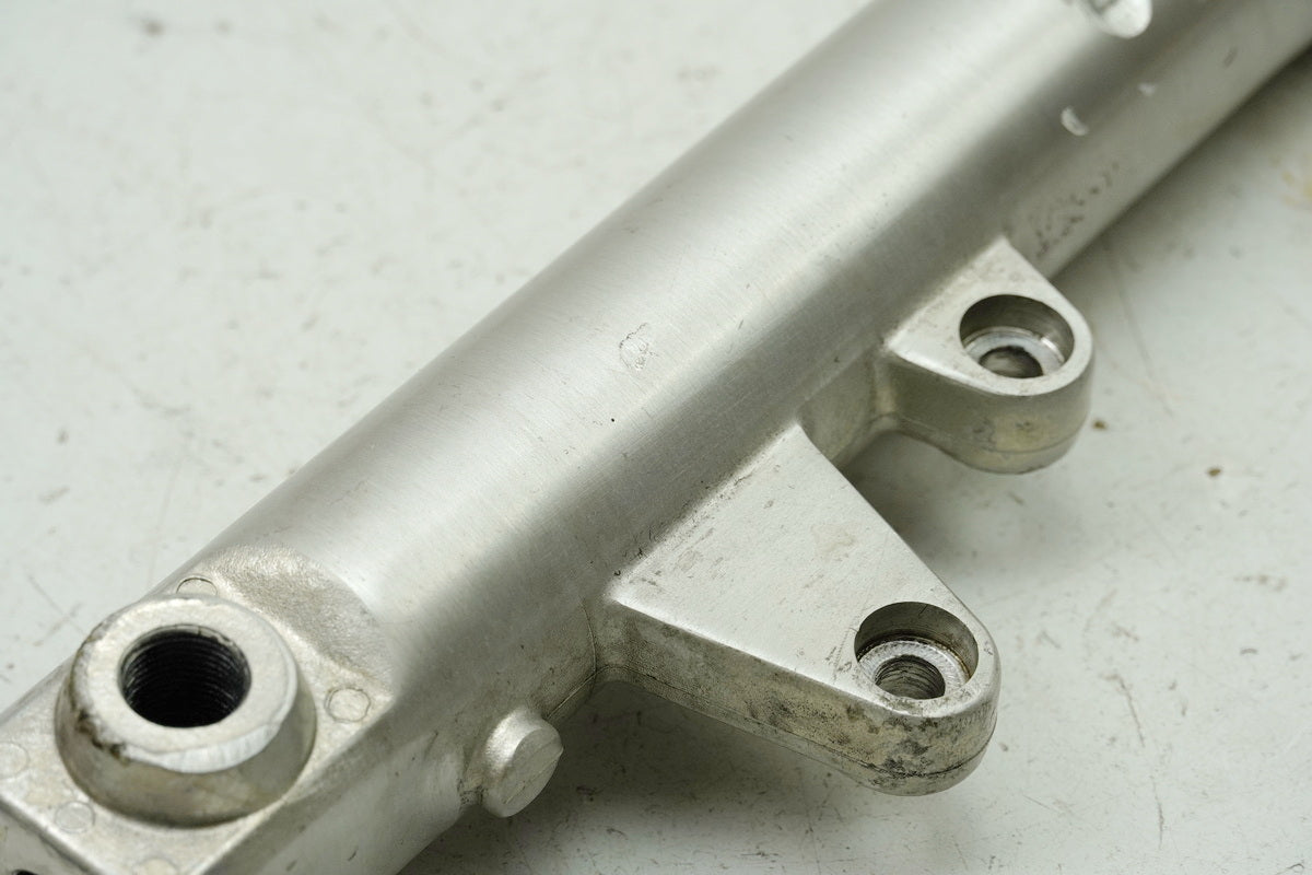 MOTO GUZZI California 1100 EV KD Fork Tube Left Stanchion Immersion Tube for Fork