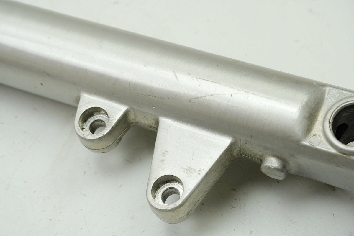 MOTO GUZZI California 1100 EV KD Fork Stanchion Right Fork Tube Submersible Tube for Fork