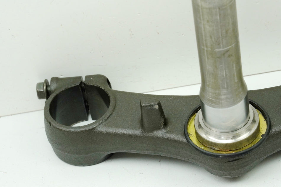 SUZUKI GSX 600 F AJ Gabelbrücke unten Gabel Fork 98-02
