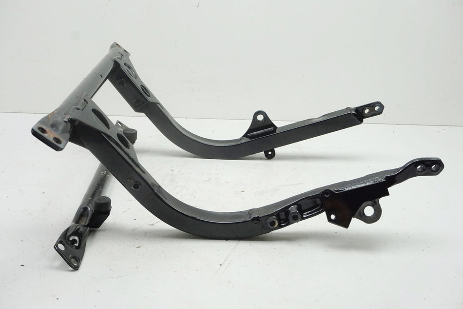 SUZUKI GSX 600 F GN72B Rahmen Unterzug Hilfsrahmen Unterzugrahmen Strebe