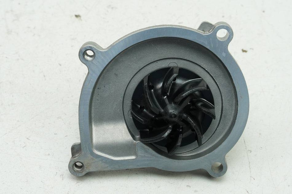 YAMAHA MTN 1000 MT-10 RN78 Water Pump orig. Impeller Shaft (for Engine) 4550 km