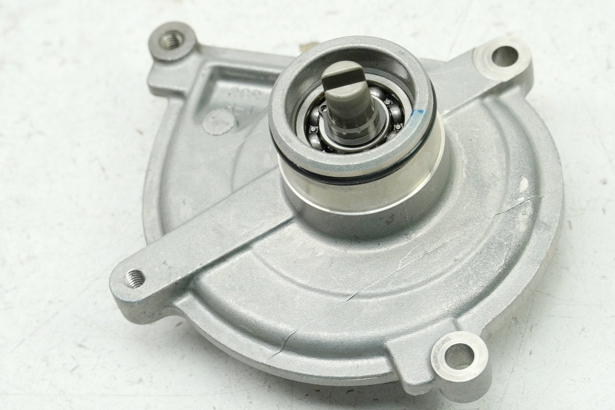 YAMAHA MTN 1000 MT-10 RN78 Water Pump orig. Impeller Shaft (for Engine) 4550 km