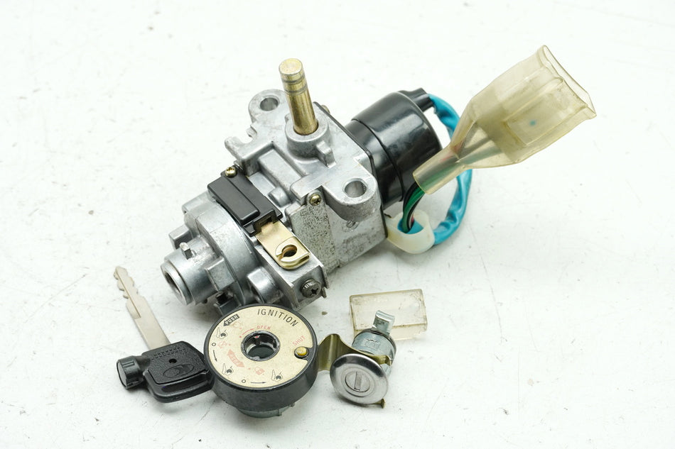 KYMCO PEOPLE GT 300 i V4 Kit de cerraduras, cerradura de encendido + 1 llave