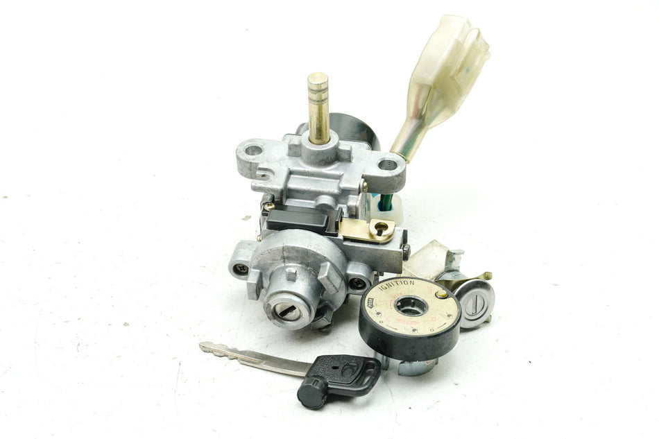 KYMCO PEOPLE GT 300 i V4 Kit de cerraduras, cerradura de encendido + 1 llave