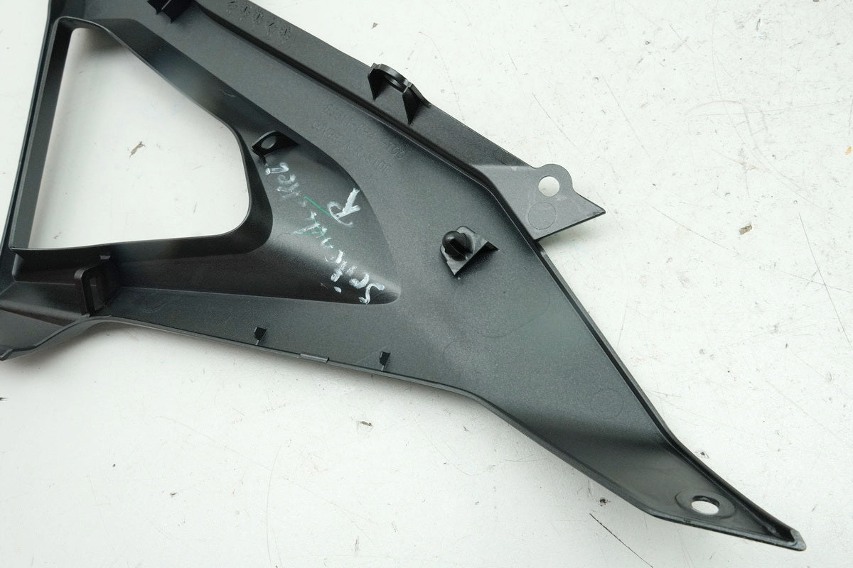 HONDA CB 125 R JC91 Side Cover Right Panel Trim Fairing